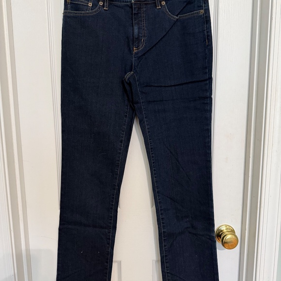Lauren Ralph Lauren Modern Straight Curvy Jean, size 6 - Picture 4 of 4